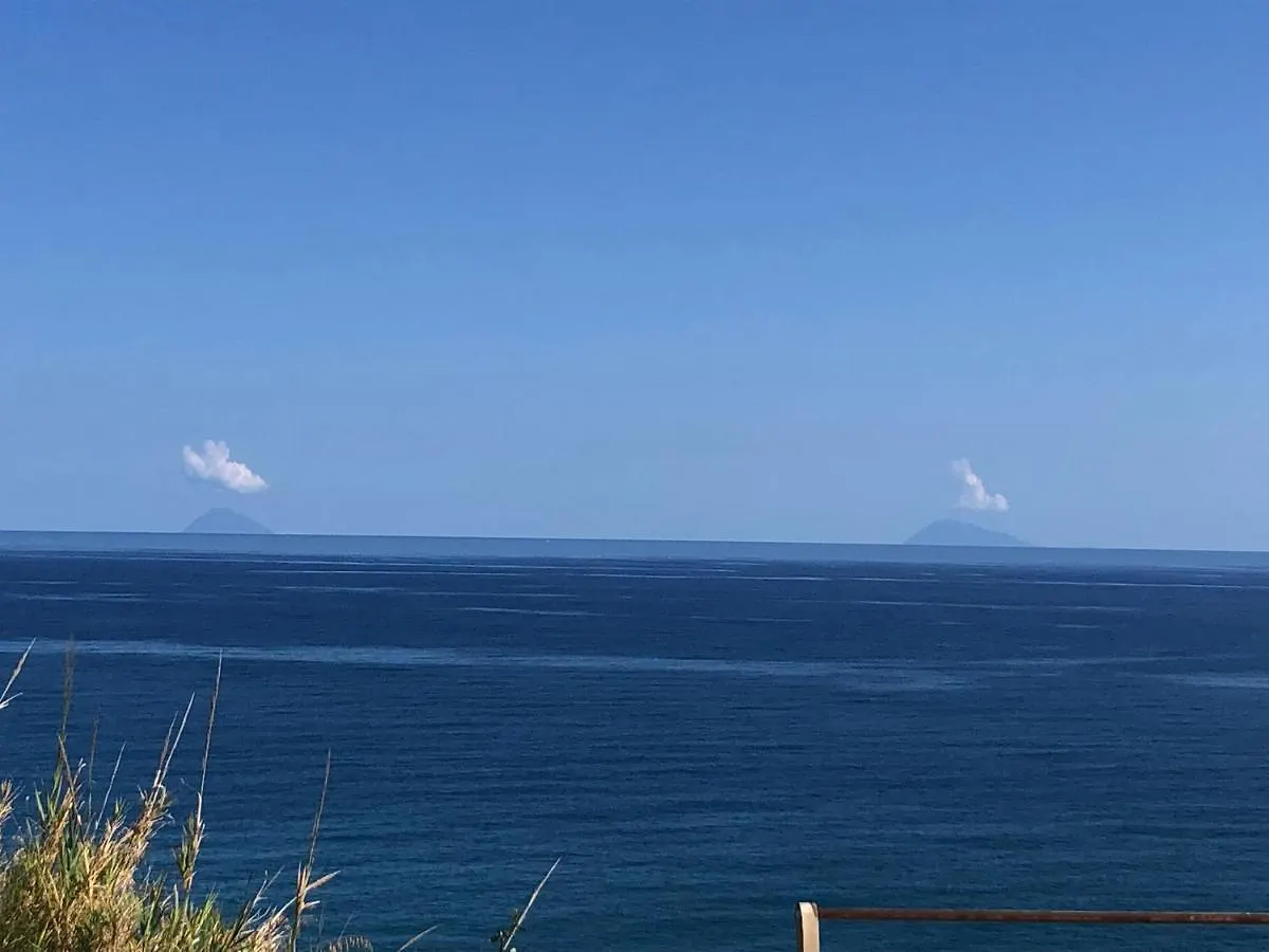 Villa Bruca 2 Appartamenti Al Mare Caronia Marina 0*,