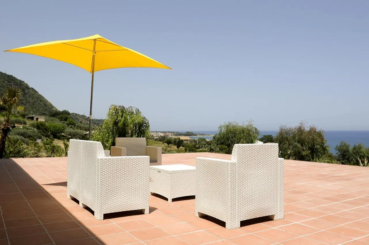Holiday home Villa Bruca 2 Appartamenti Al Mare Caronia Marina