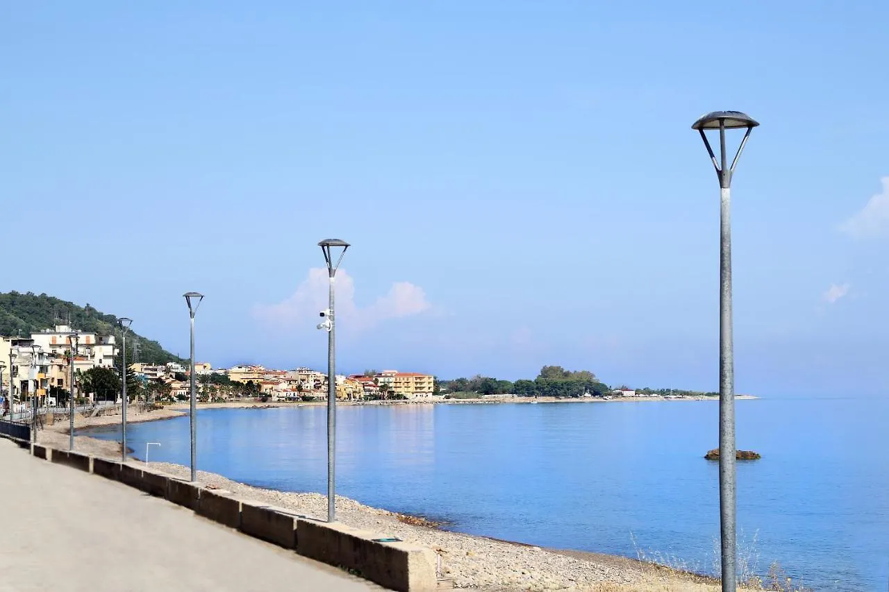 Holiday home Villa Bruca 2 Appartamenti Al Mare Caronia Marina Italy